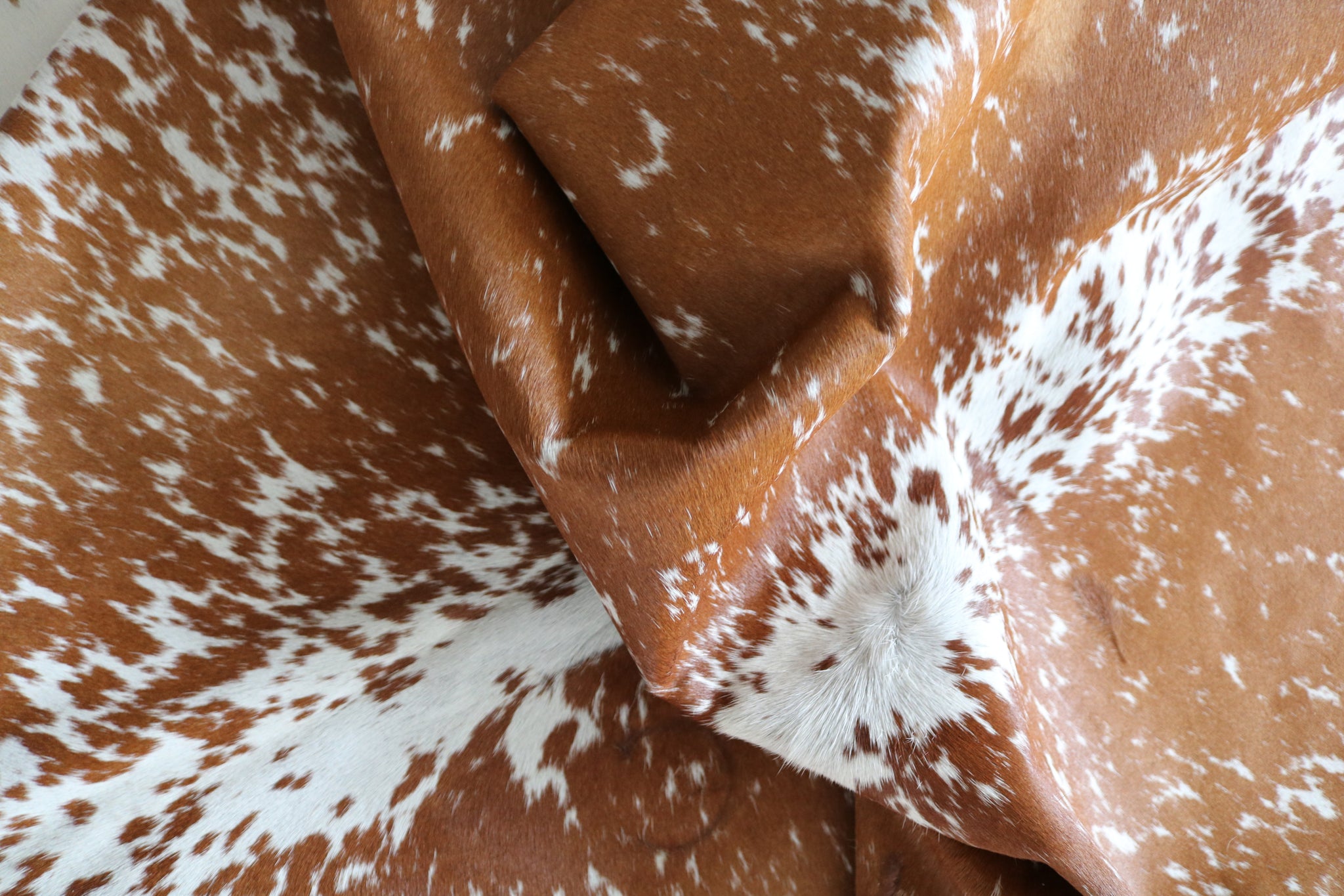 99586- Cowhide Rug -  Premium Collection