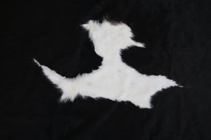 Black and White Cowhide rug.Code 70392.