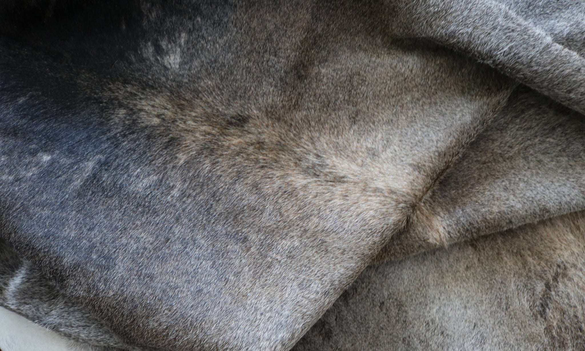 99313- Cowhide Rug GREY & CHAROLAIS  - Premium Collection