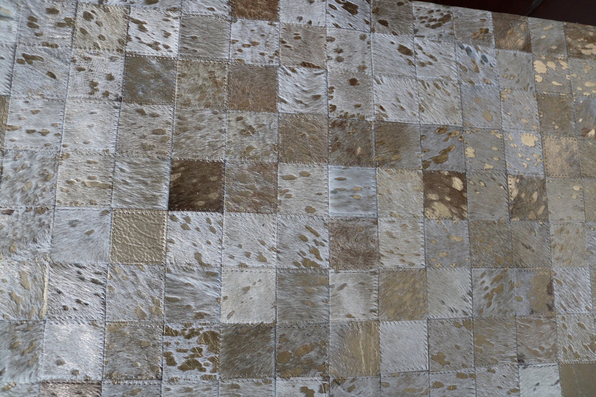 99522  Cowhide Patchwork rug - Premium  Collection RUNNER