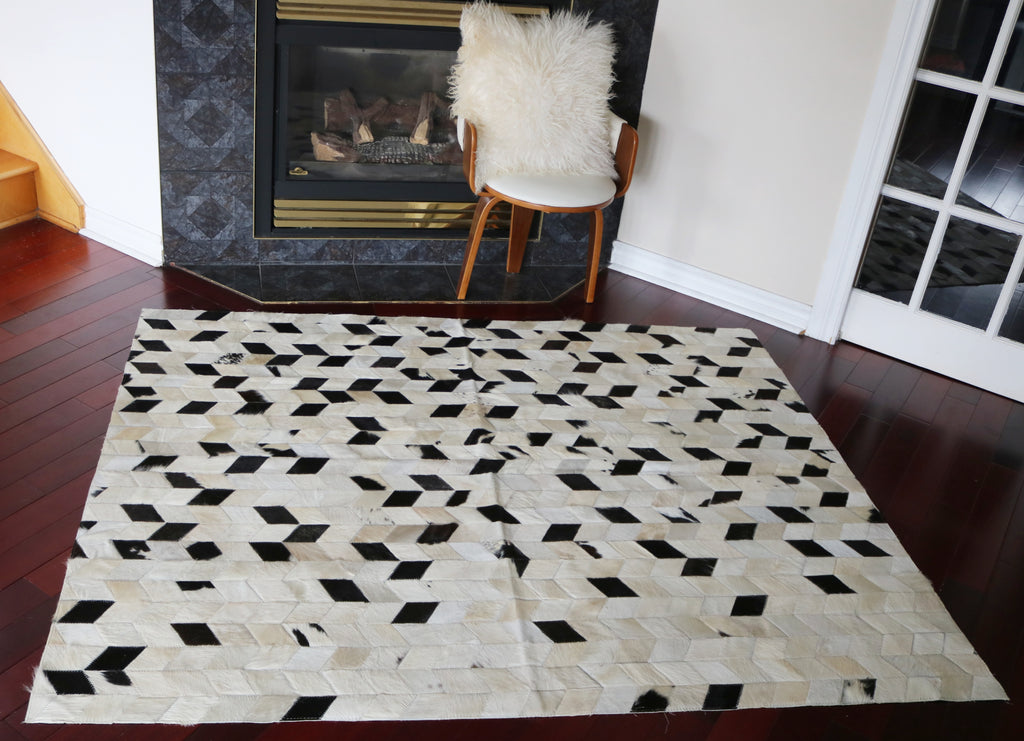 99525  Cowhide Patchwork rug - Premium  Collection