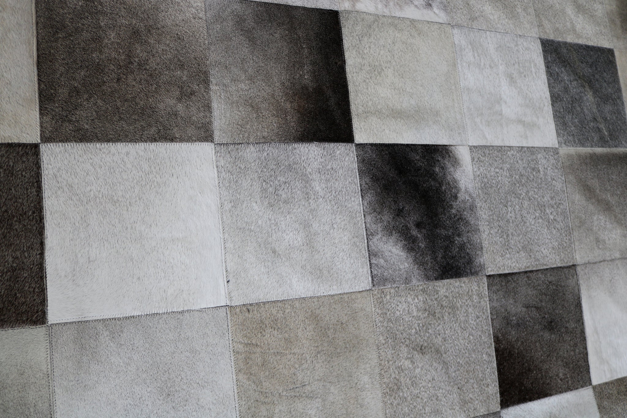 99527 Cowhide Patchwork rug - Premium  Collection SUPER BIG SIZE XXXL