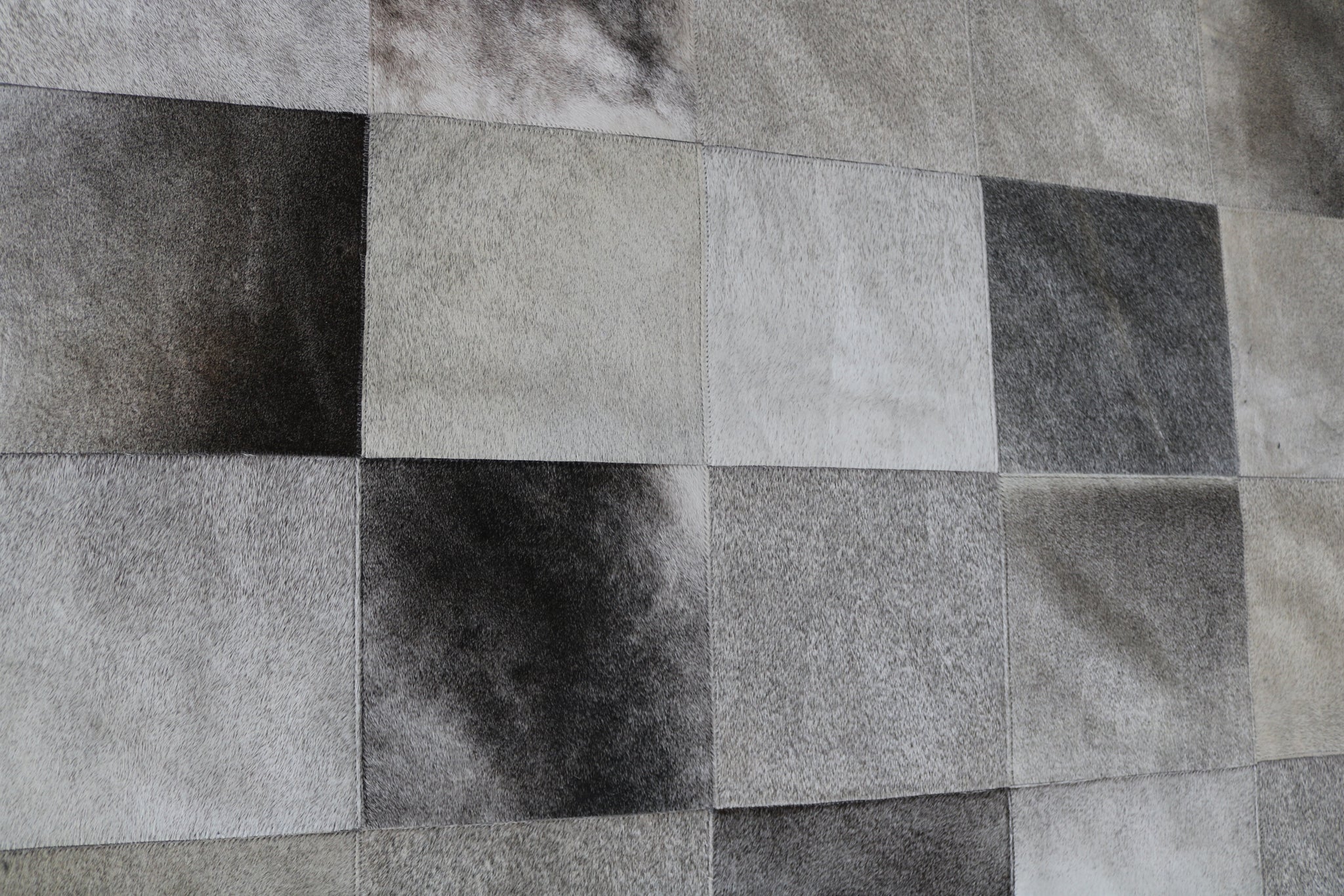 99527 Cowhide Patchwork rug - Premium  Collection SUPER BIG SIZE XXXL