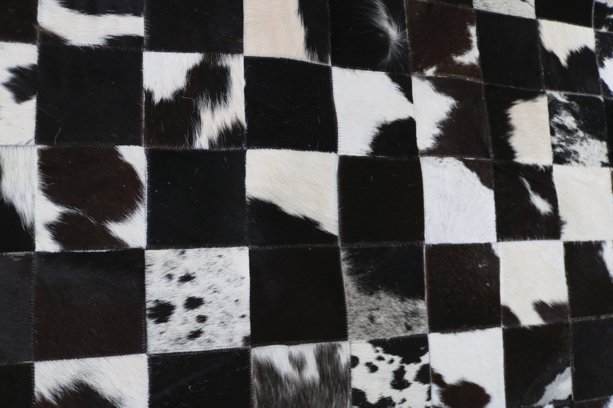99558 Cowhide Patchwork rug - Premium  Collection  SUPER BIG SIZE XXXL