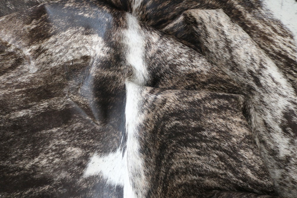 98221 Cowhide rug Collection Cowhides in Canada XL  BRINDLE LIGHT