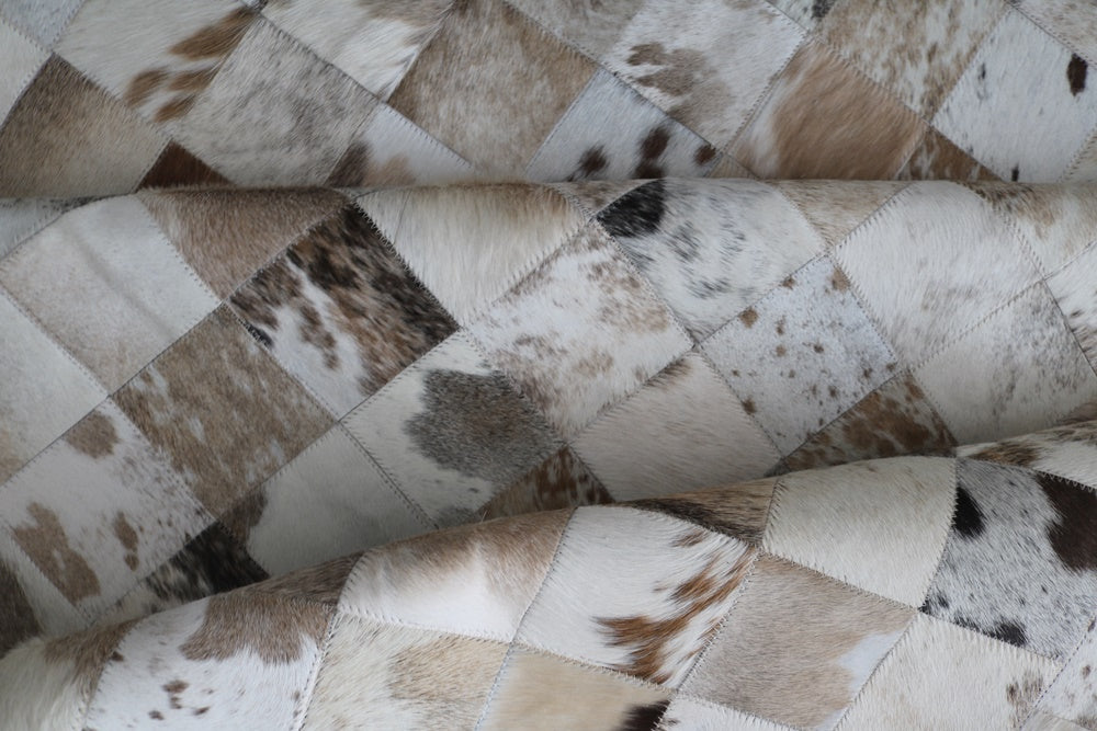 98257  Cowhide rug Collection PATCHWORK Cowhides in Canada