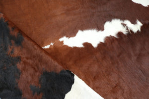 Big cowhide rug. Code 770484