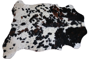 Exotic cowhide rug Tricolor. Code 96137.