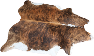 Cowhide rug Brown and White. Code 95345.