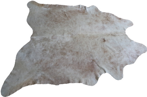 Light cowhide rug. Code 96095.