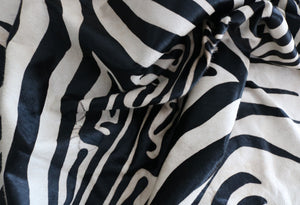 98608 - XXL Big Cowhide Rug Printed  ZEBRA - Premium Collection