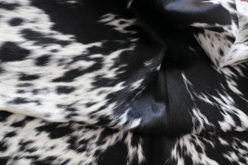 99253- Salt and Pepper Black and White Cowhide Rug - Premium Collection