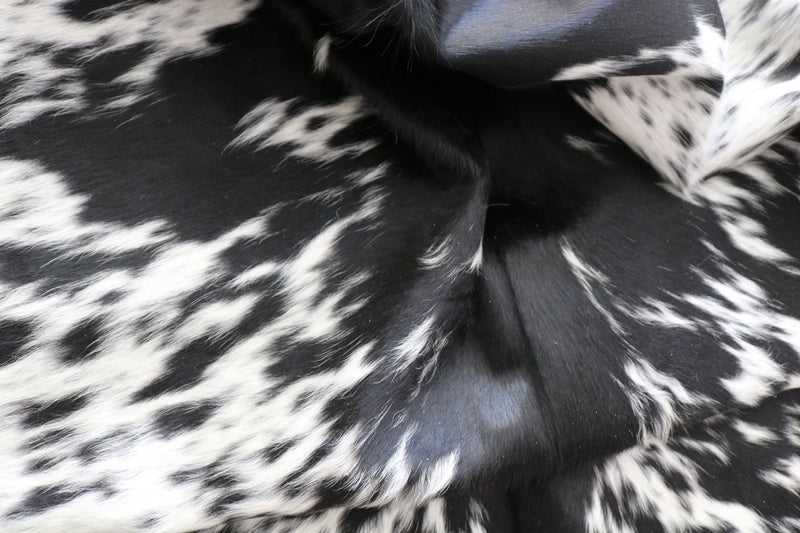 99253- Salt and Pepper Black and White Cowhide Rug - Premium Collection