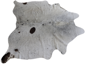 Salt and Pepper cowhide rug. Code 95373.